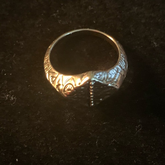 Ring - Picture 6 of 6
